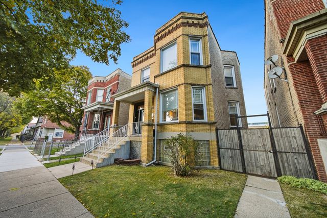 4254 W Wrightwood Avenue, Chicago, IL 60639