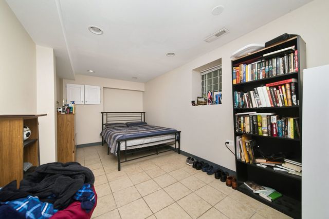 4254 W Wrightwood Avenue, Chicago, IL 60639