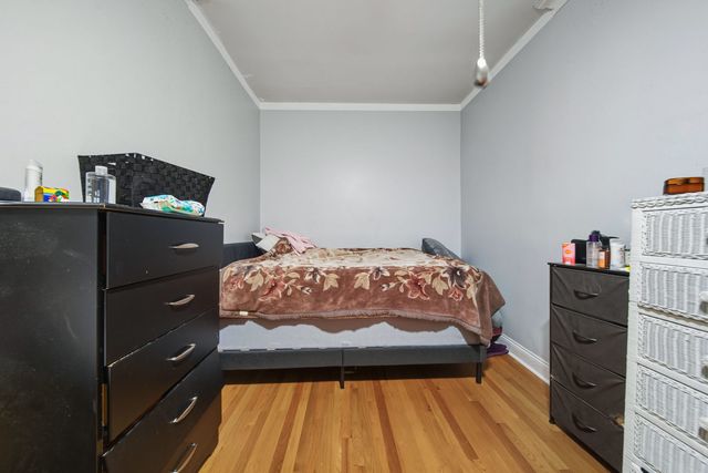 4254 W Wrightwood Avenue, Chicago, IL 60639