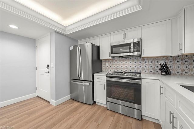 1919 Olde Middle Gulf DR 401, Sanibel, FL 33957