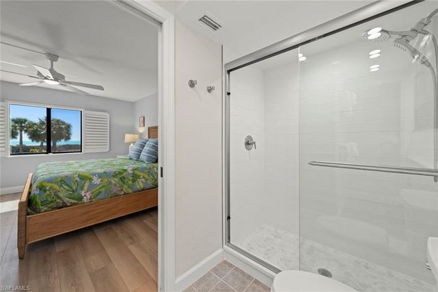 1919 Olde Middle Gulf DR 401, Sanibel, FL 33957