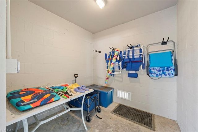 1919 Olde Middle Gulf DR 401, Sanibel, FL 33957