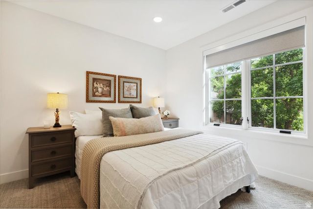 1059 S FOOTHILL DR, Salt Lake City, UT 84108