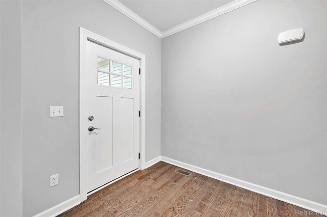 10020 Santa Lucia Court, Grand Blanc, MI 48439