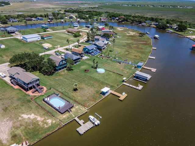 1981 County Road 291, Sargent, TX 77414
