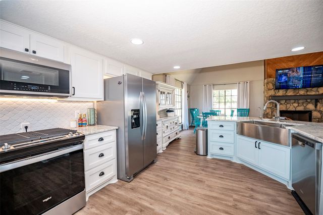1981 County Road 291, Sargent, TX 77414