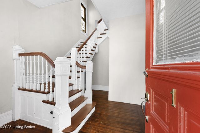 1347 S Floyd St, Louisville, KY 40208