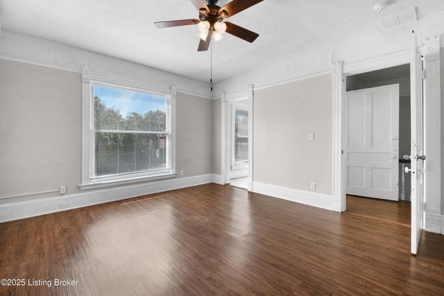 1347 S Floyd St, Louisville, KY 40208