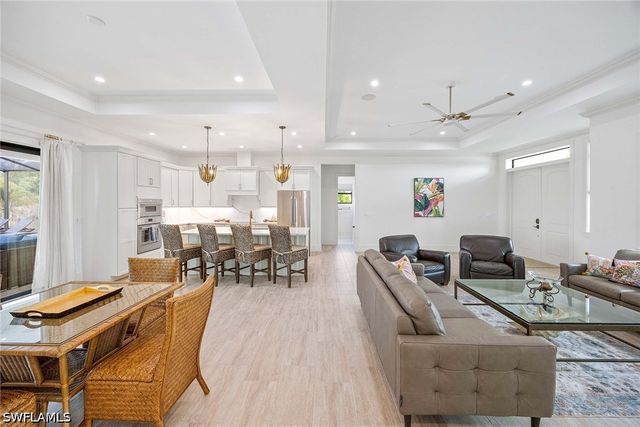 18457 Royal Hammock BLVD, Naples, FL 34114
