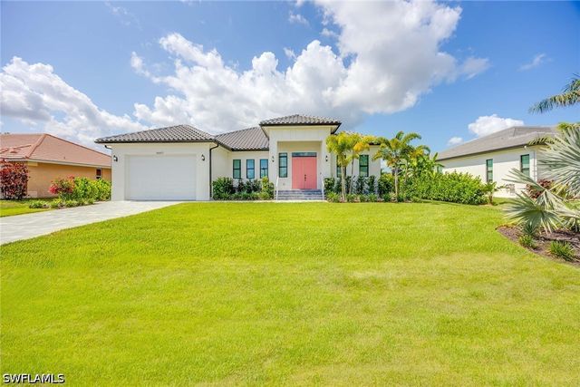 18457 Royal Hammock BLVD, Naples, FL 34114