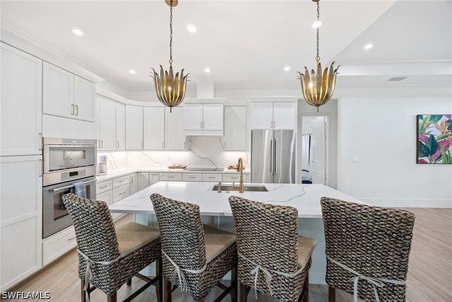 18457 Royal Hammock BLVD, Naples, FL 34114