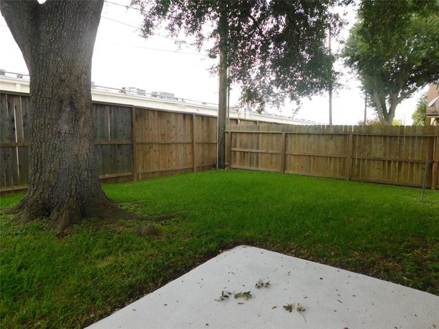 2754 Quarry Hill Road, Sugar Land, TX 77478