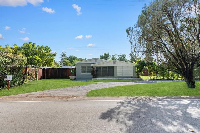 1300 NE 183rd St 1300, North Miami Beach, FL 33179