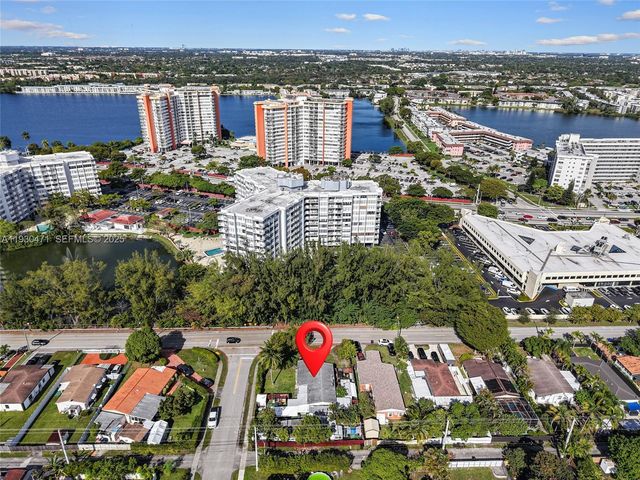 1300 NE 183rd St 1300, North Miami Beach, FL 33179