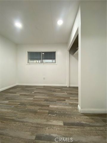 35 Orange Via, Anaheim, CA 92801