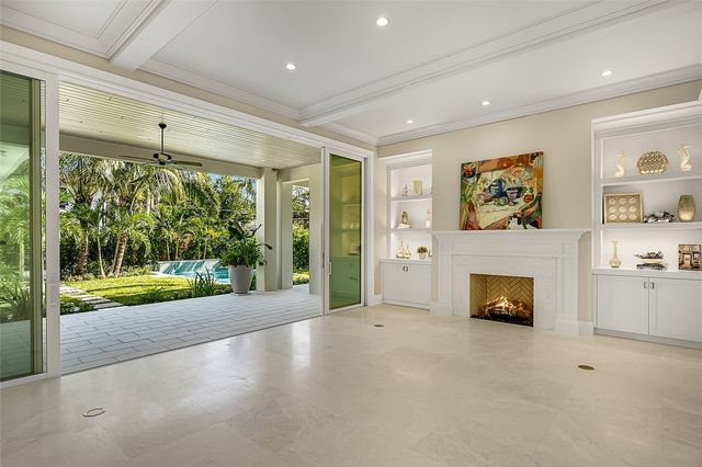 765 Azalea Lane, Vero Beach, FL 32963