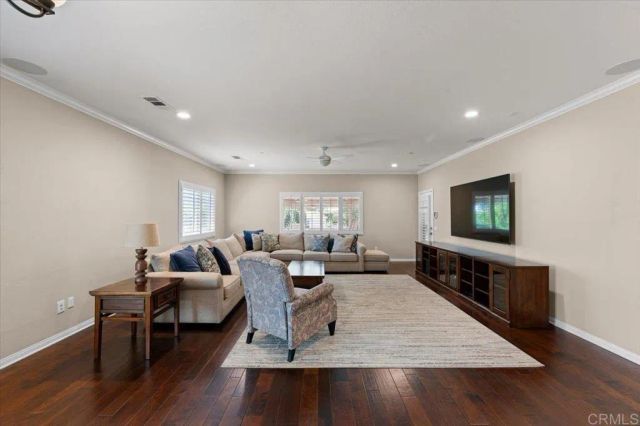 210 20th Street, Upland, CA 91784