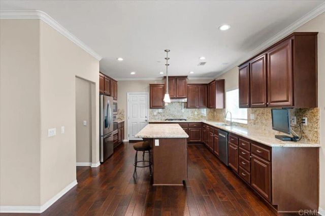 210 20th Street, Upland, CA 91784