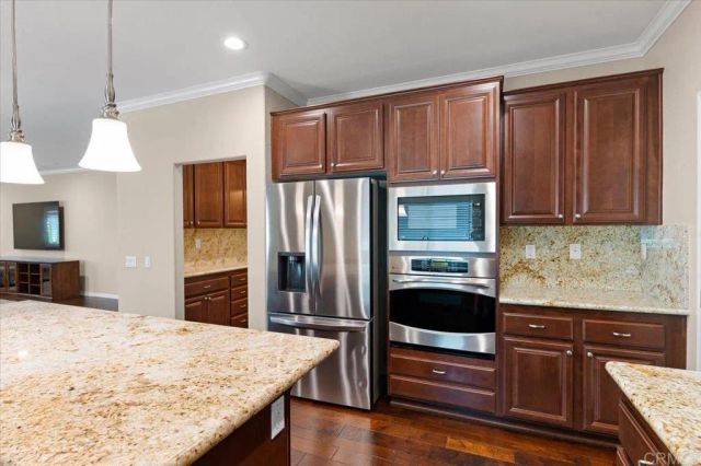 210 20th Street, Upland, CA 91784