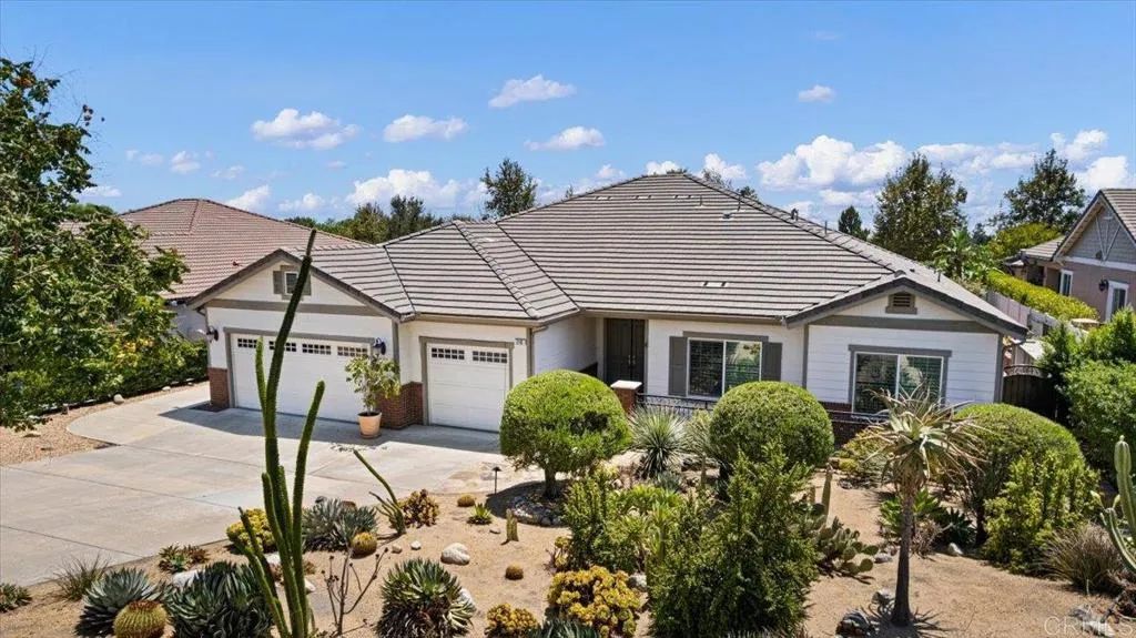 210 20th Street, Upland, CA 91784