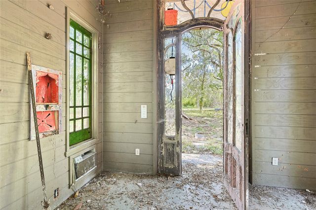 6306 County Road 244, Brazoria, TX 77422