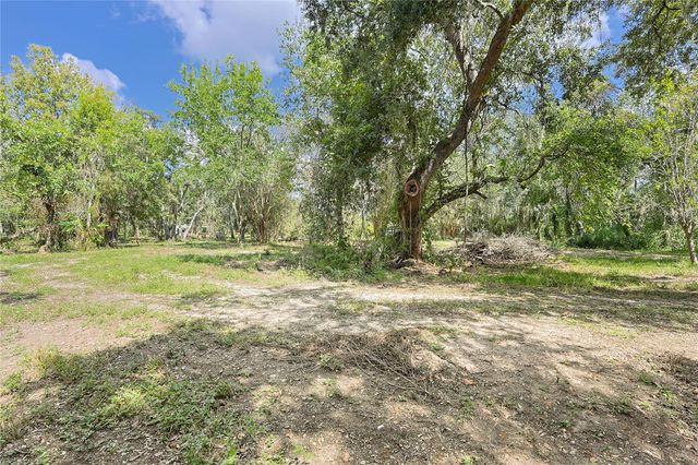 6306 County Road 244, Brazoria, TX 77422
