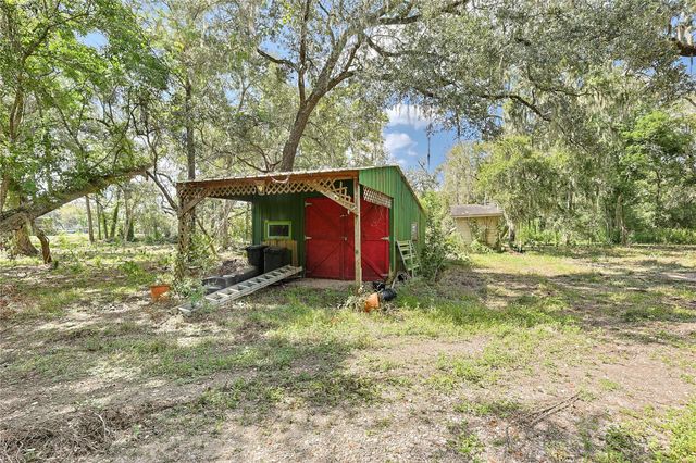 6306 County Road 244, Brazoria, TX 77422