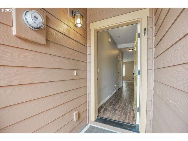 60 N 41ST Pl, Ridgefield, WA 98642