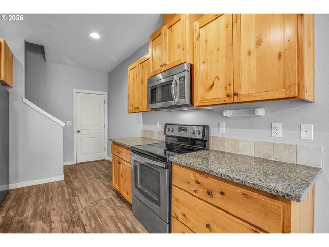 60 N 41ST Pl, Ridgefield, WA 98642