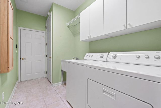 8887 Lansdowne Drive NW, Calabash, NC 28467