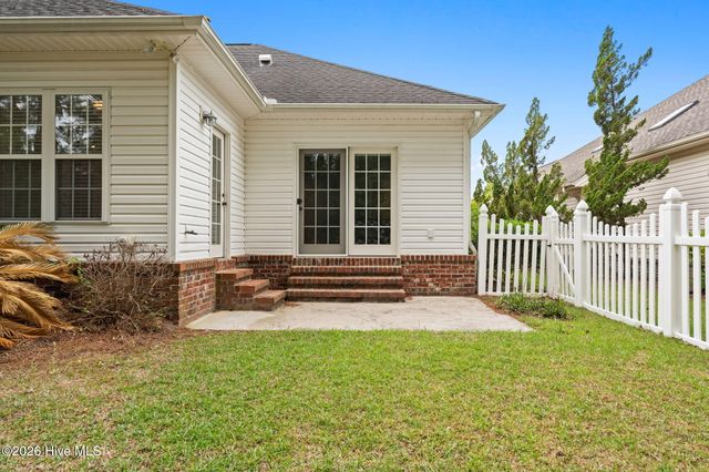 8887 Lansdowne Drive NW, Calabash, NC 28467