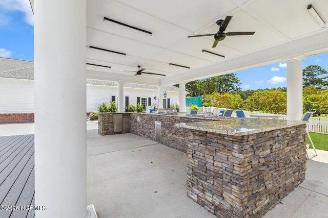 8887 Lansdowne Drive NW, Calabash, NC 28467