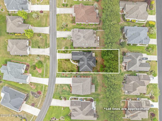 8887 Lansdowne Drive NW, Calabash, NC 28467