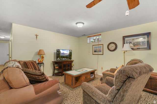 4236 S 1100 W, Riverdale, UT 84405
