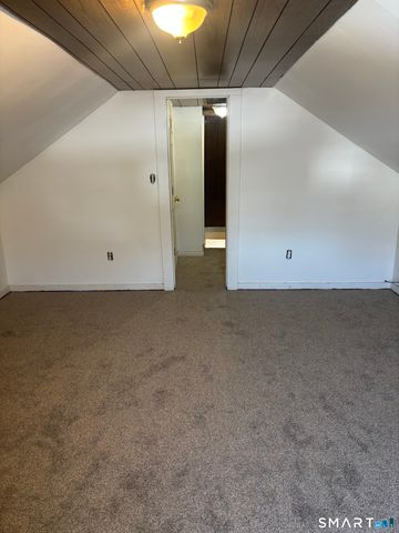 88 Walnut Street, East Hartford, CT 06108