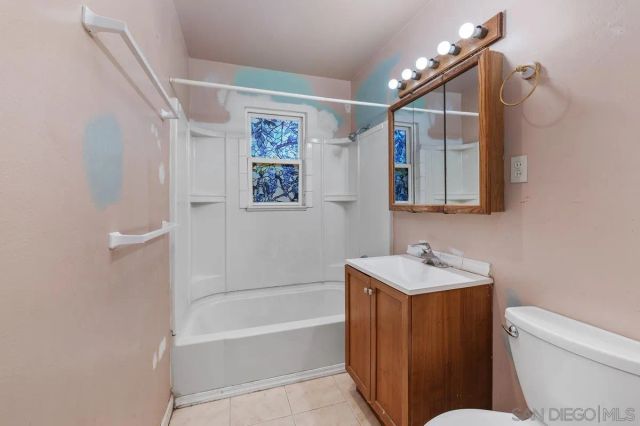 3162 Via Arcilla, San Diego, CA 92111