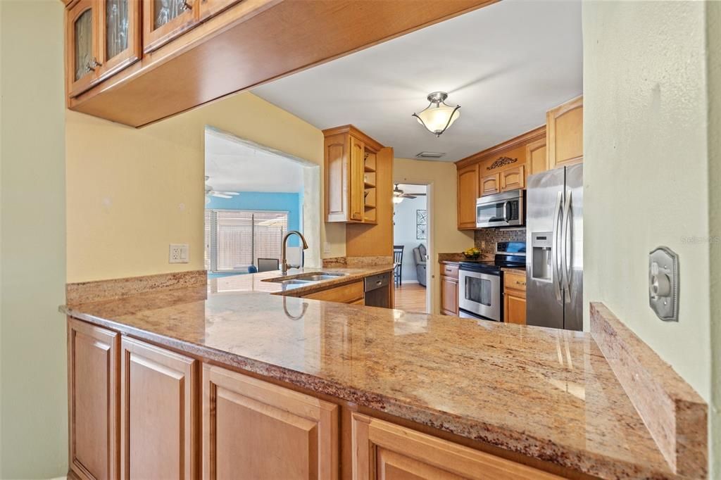 Image 12 of property listing at 9309 120TH STREET, Seminole, FL 33772