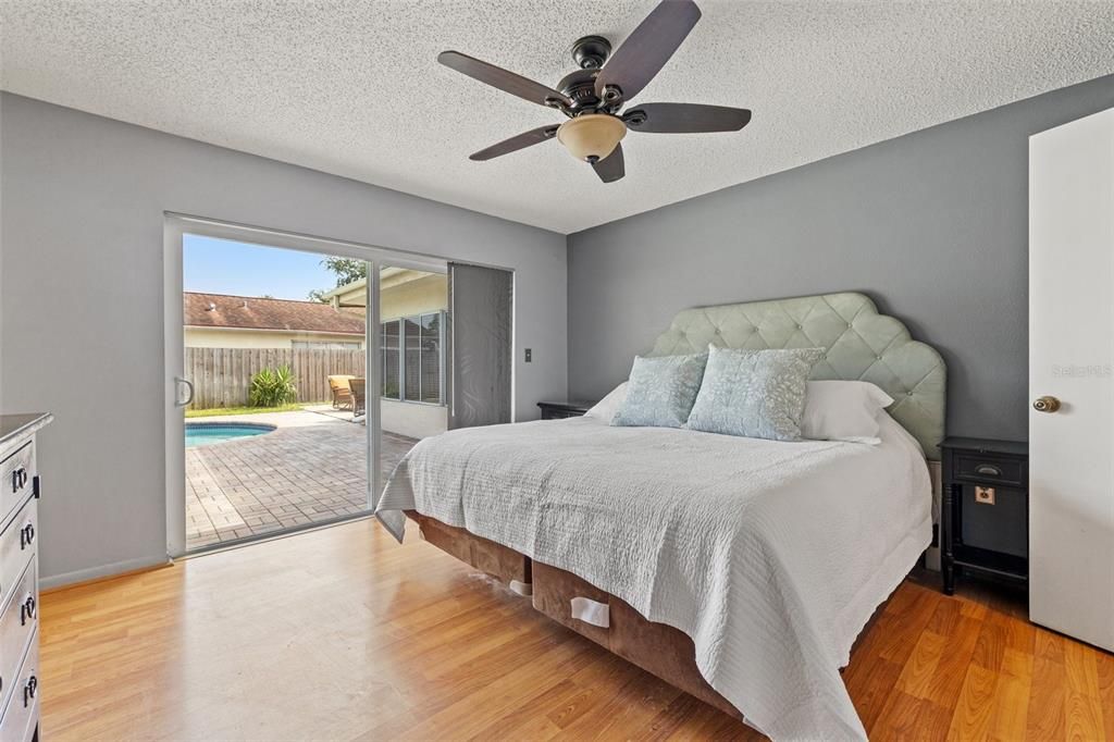Image 20 of property listing at 9309 120TH STREET, Seminole, FL 33772