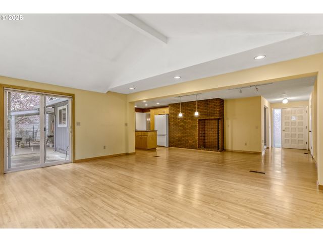 21120 Se LANSING Ln, Damascus, OR 97089