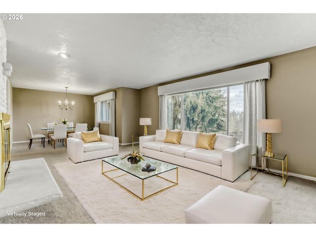 21120 Se LANSING Ln, Damascus, OR 97089