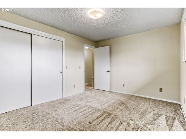 21120 Se LANSING Ln, Damascus, OR 97089