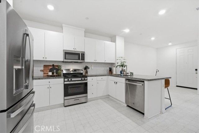 15952 Lasselle Street 3, Moreno Valley, CA 92551