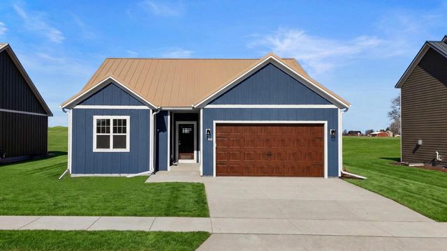 126 Luxembourg Brotherhood BOULEVARD, Belgium, WI 53004