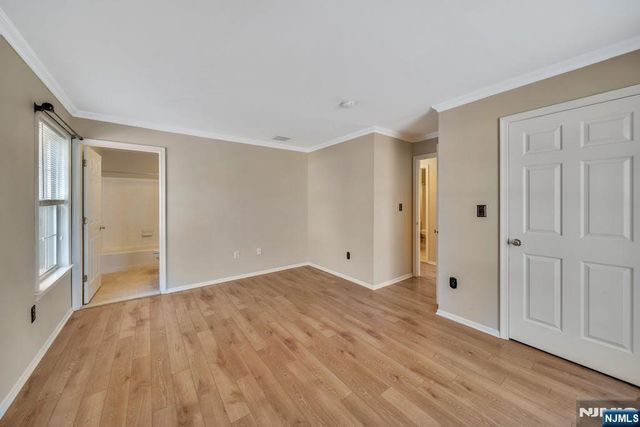 1041 Cumberland Court, Mahwah, NJ 07430