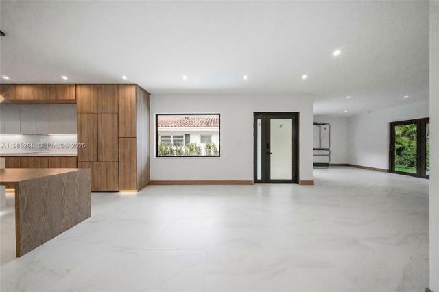 4241 Red Rd, Coral Gables, FL 33155