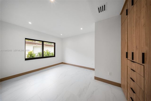 4241 Red Rd, Coral Gables, FL 33155