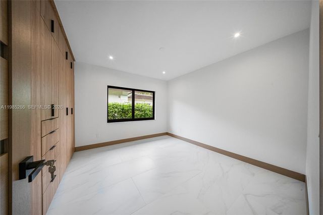 4241 Red Rd, Coral Gables, FL 33155