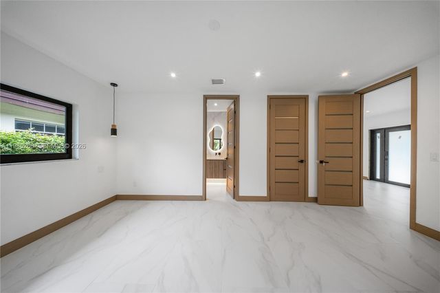 4241 Red Rd, Coral Gables, FL 33155