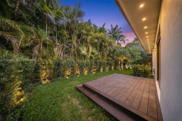 4241 Red Rd, Coral Gables, FL 33155