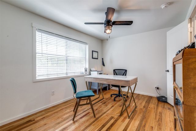 5415 Dartmouth Avenue, River Oaks, TX 76114